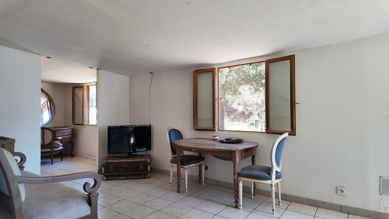 LLI 12 – Cabanon T3 avec terrain zone naturelle à vendre à Carnoules (Var) (14)