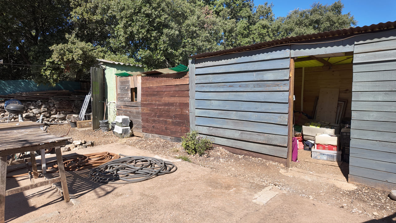 LLI 12 – Cabanon T3 avec terrain zone naturelle à vendre à Carnoules (Var) (8)